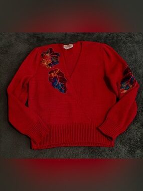 Vintage 80s Adolph Schuman For Lilli Ann Sweater Deep Red with Appliqué size 10